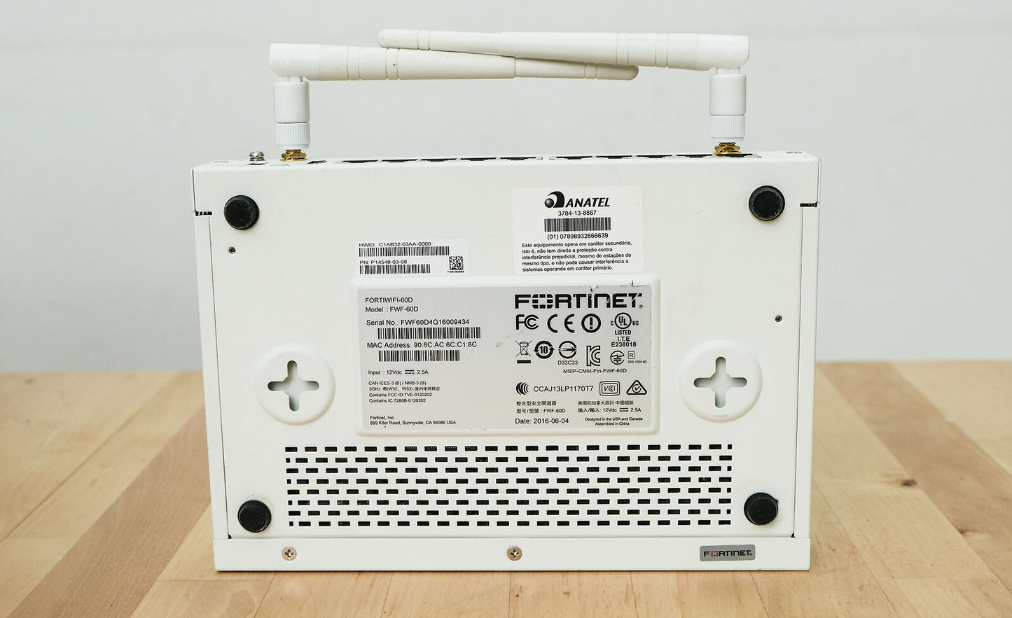 Fortinet FortiWiFi 60D Firewall, VPN Router