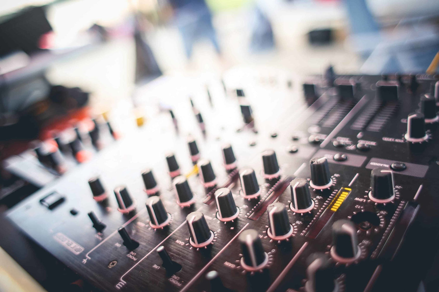 Pro Audio Equipment - Shopelektronik.at
