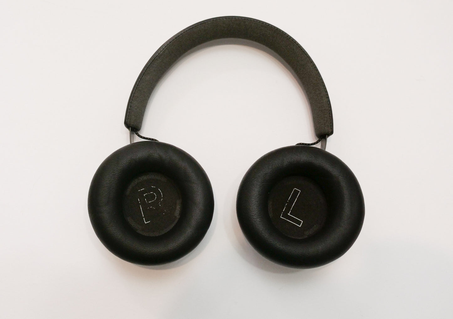 B&O Beoplay H4 Raf Camora Kopfhörer, Anthra Studios