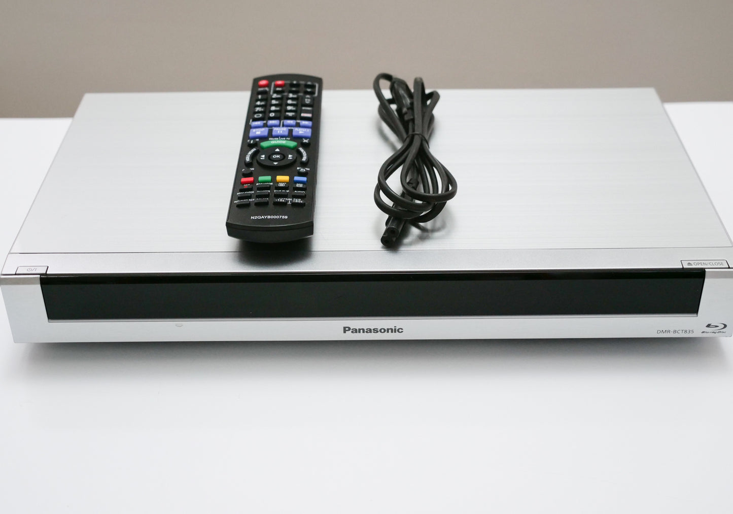 Panasonic DMR-BCT835 Twin 4K DVB-C Kabelreceiver mit Bluray-Recorder, 1TB