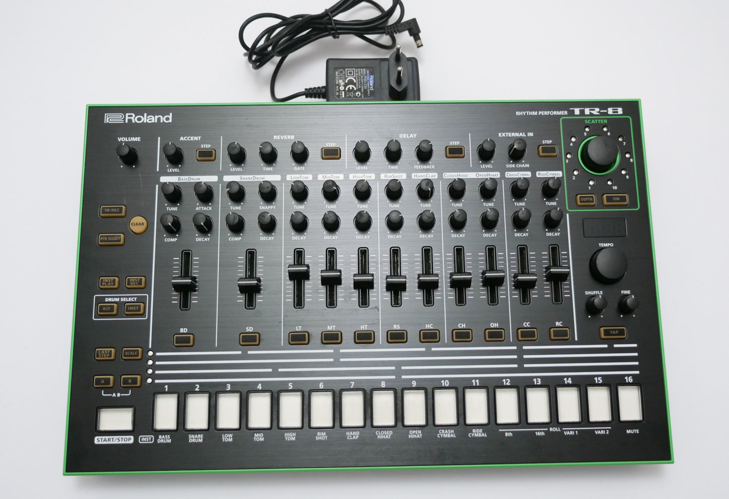 Roland TR-08 Rhythm Performer, Drum mashine