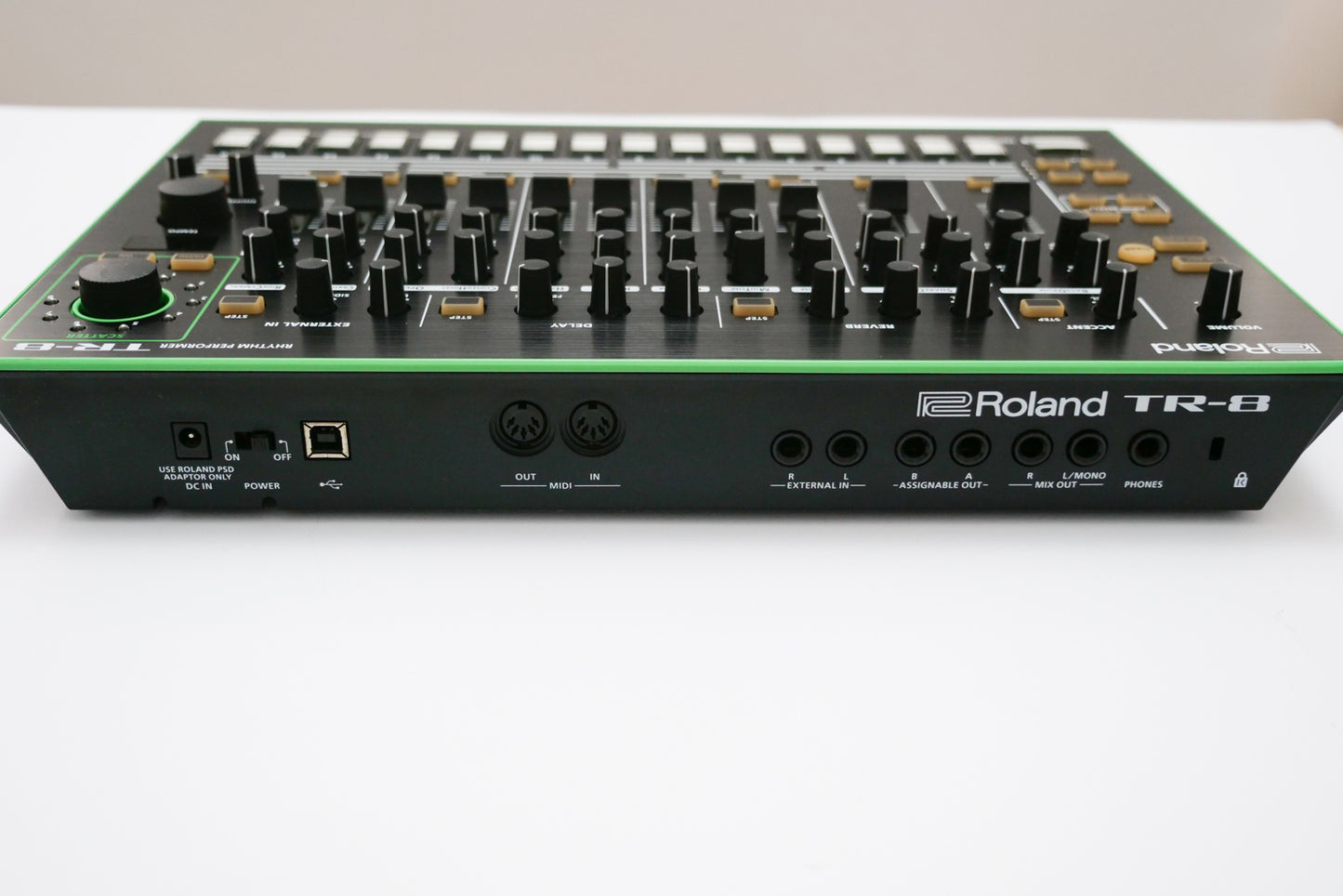 Roland TR-08 Rhythm Performer, Drum mashine
