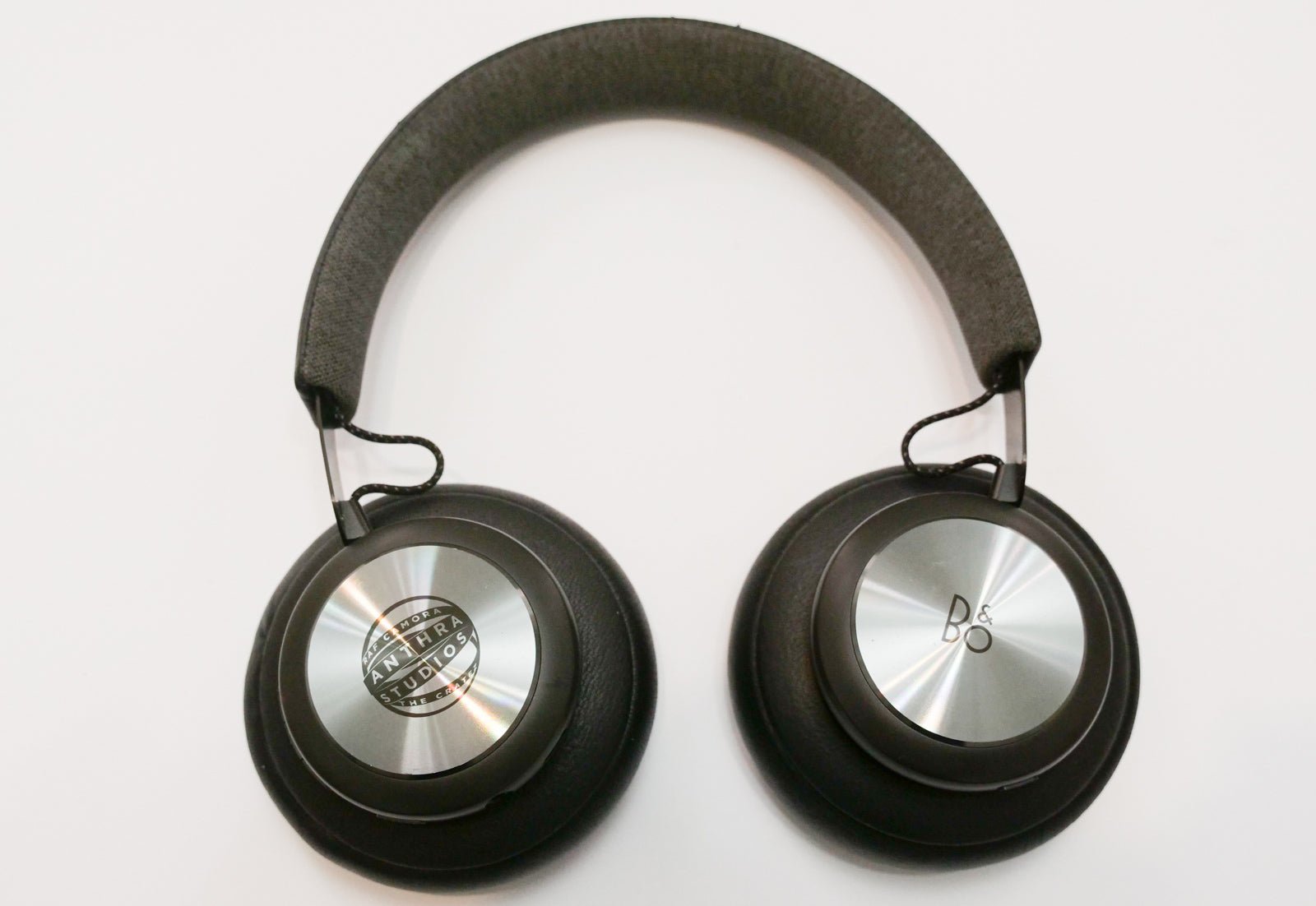 B&O Beoplay H4 Raf Camora Kopfhörer, Anthra Studios - Shopelektronik.at