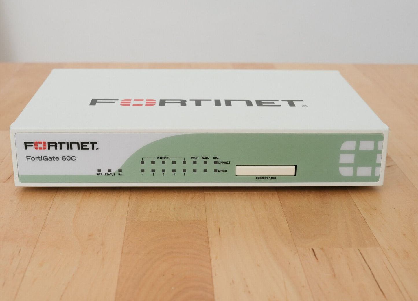 Fortinet Fortigate 60C Firewall Router, VPN - Shopelektronik.at