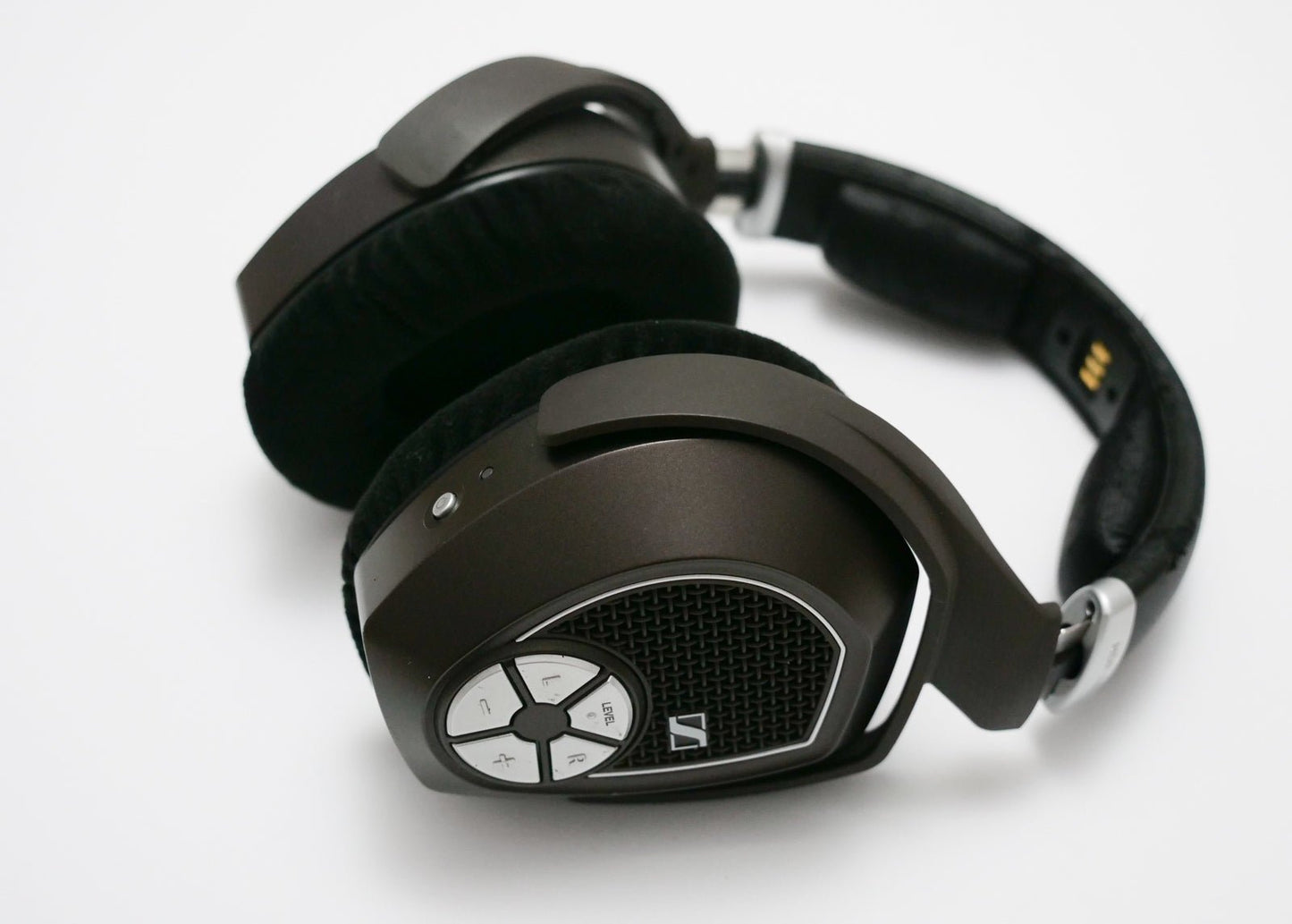 Sennheiser RS 185, HDR 195 Funkkopfhörer+Basisstation - Shopelektronik.at